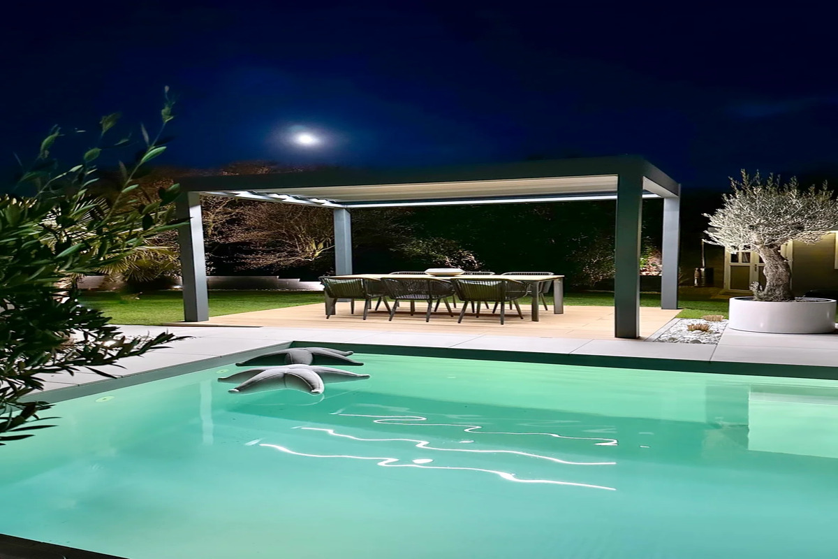 Read more about the article Backyard Pergola: 4 reasons for the ultimate backyard dream